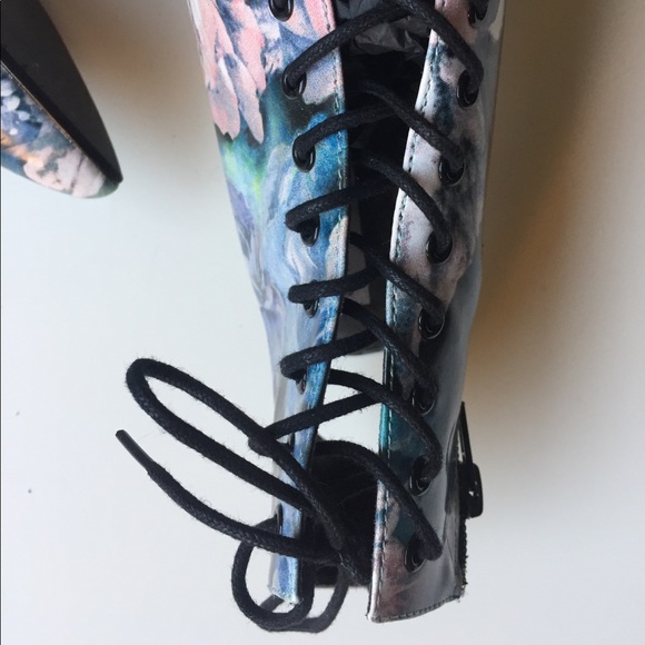 Booties - Picture 2 of 7